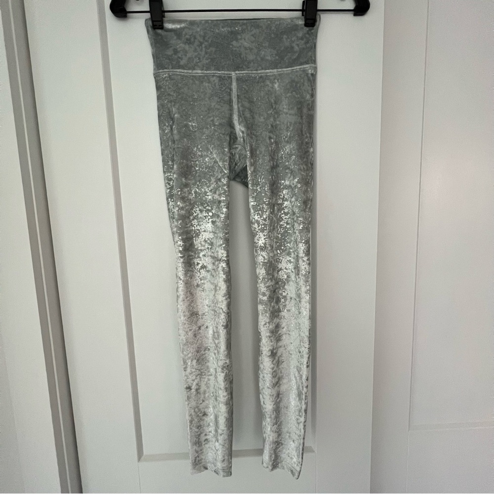 NWT Heroine Sport Velvet Leggings